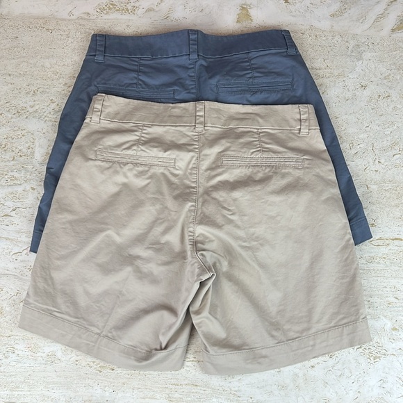 3 Old Navy everyday mid-rise women’s size 4 shorts gray, tan and checker - Picture 8 of 10
